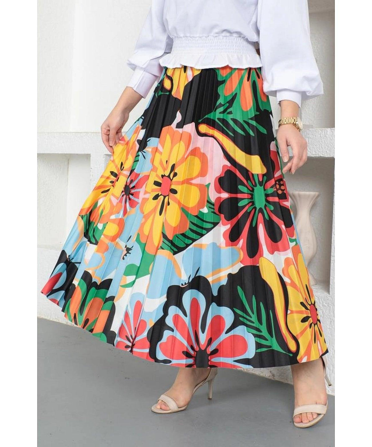 Pleated Long Maxi Skirt with Floral Pattern