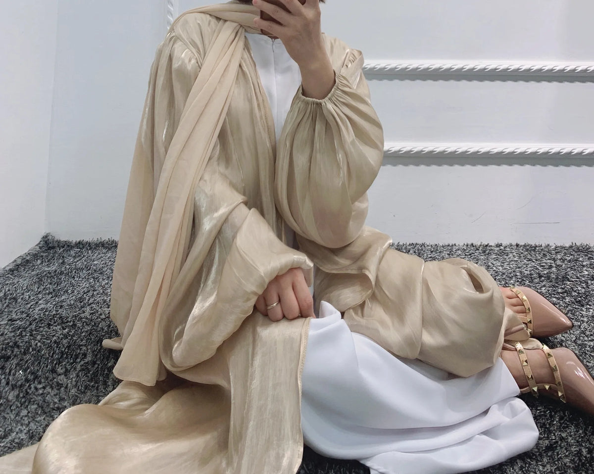 عباية عيد مفتوحة بمقاسات كبيرة مع حزام وأكمام ناعمة وفستان إسلامي