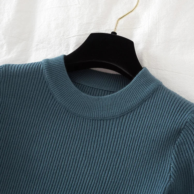 Thick buttoned Long Sleeve o-neck sweater