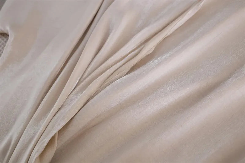 عباية قفطان مفتوح من الأمام بأكمام مزينة بالترتر