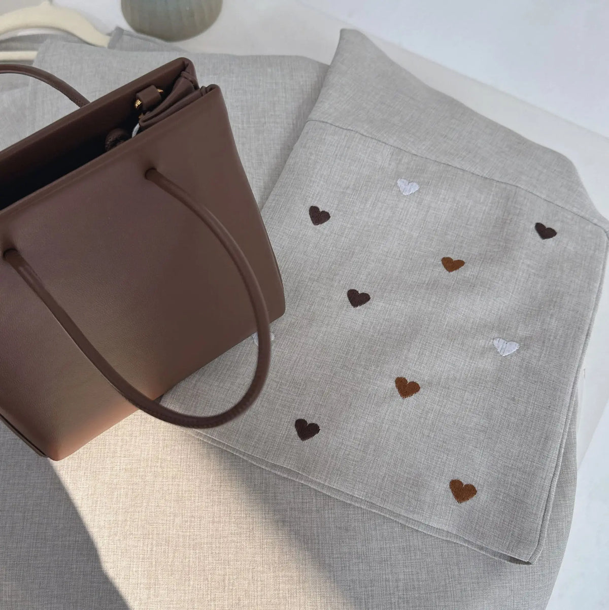 عباية كيمونو مفتوحة مطرزة على الطراز الشرق أوسطي الأنيق