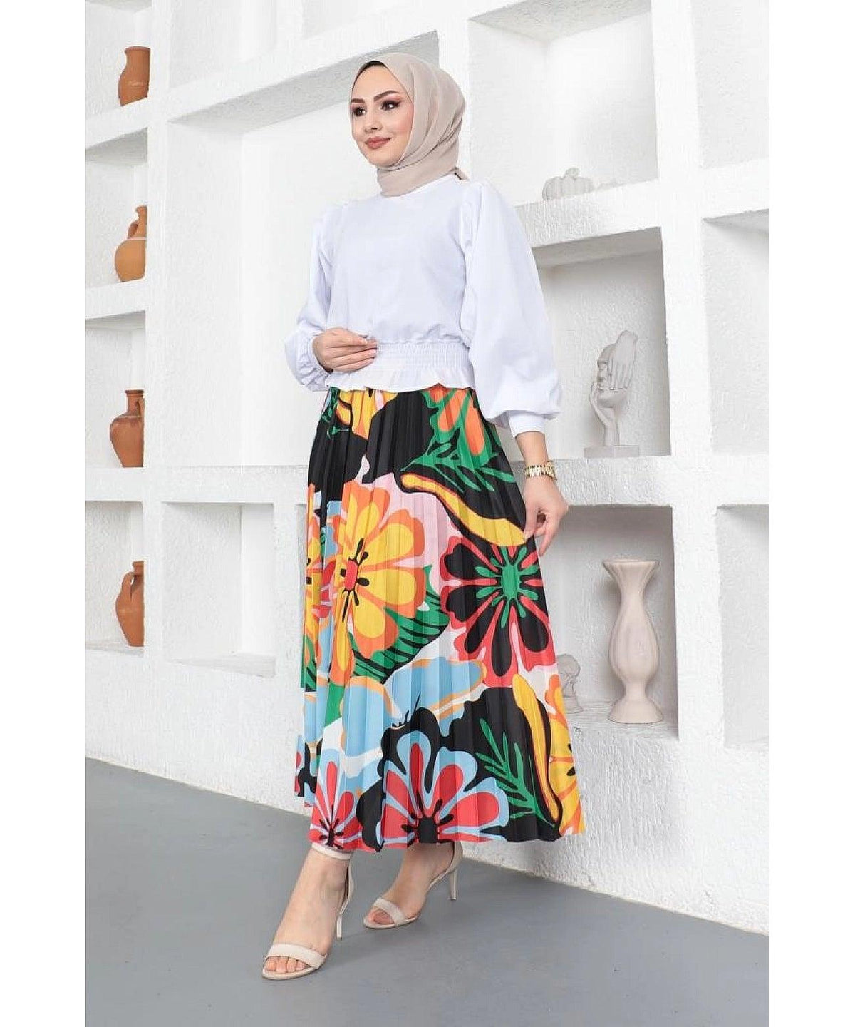 Pleated Long Maxi Skirt with Floral Pattern