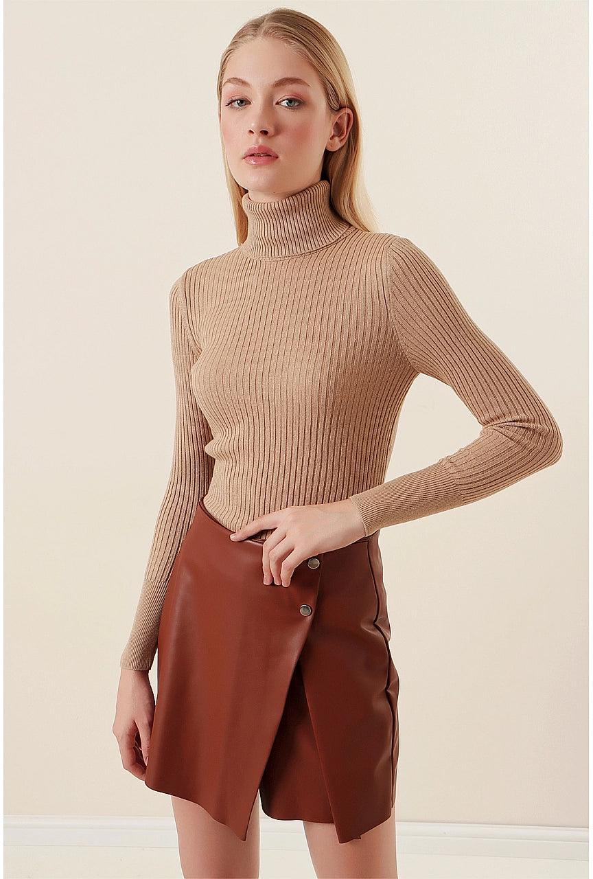 Classy Turtleneck Sweater Knitwear - Beige