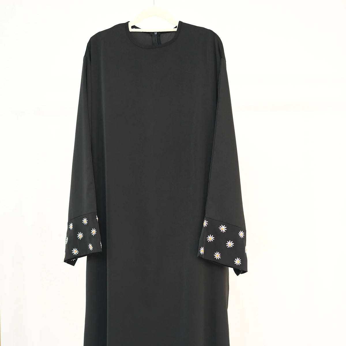 Small Daisy Embroidery  Abayas