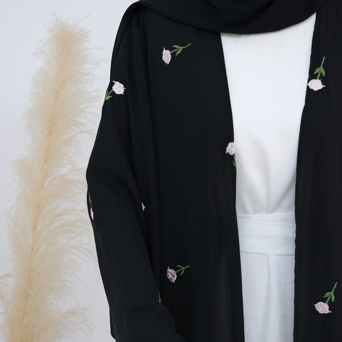 Black Embroidery Kimono Cardigan Abaya