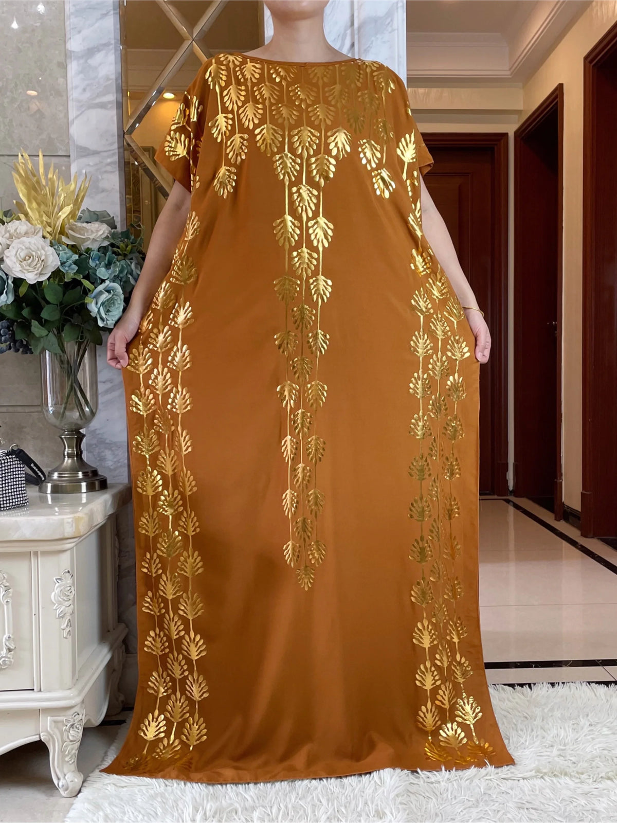 Dubai Abaya Short Sleeve Gold Stamping