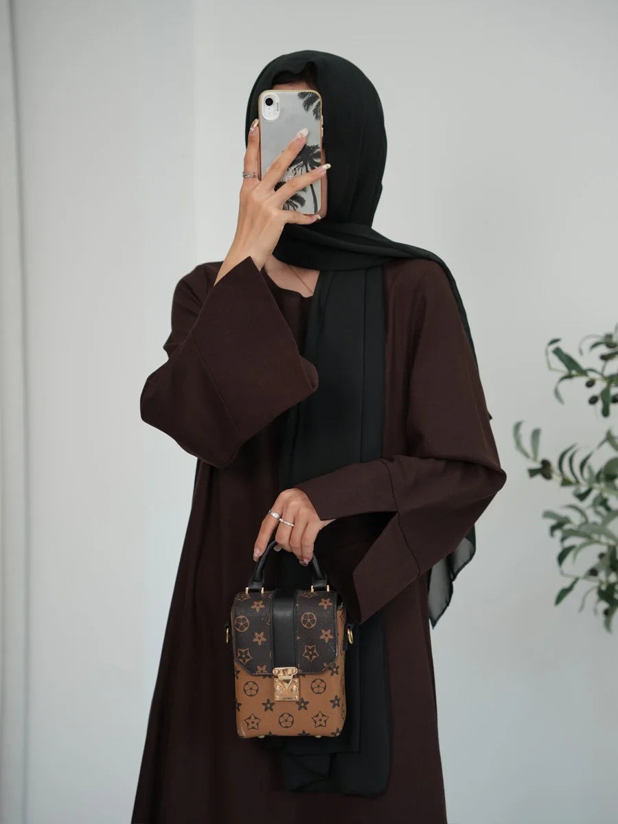 Closed Linen Abaya with Two Side Split Sleeves