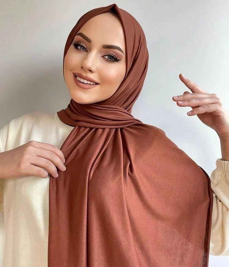 On sale - Elegant Hijab Headscarf - 30 Colours - Free