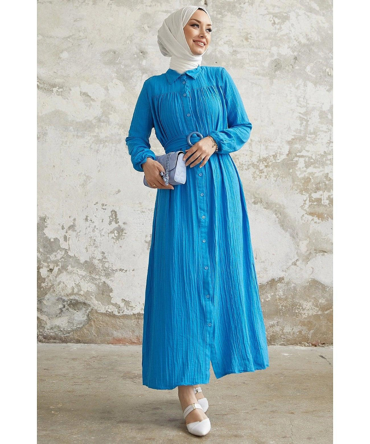 Detailed Buttoned Abaya Dress with Belt - Blue