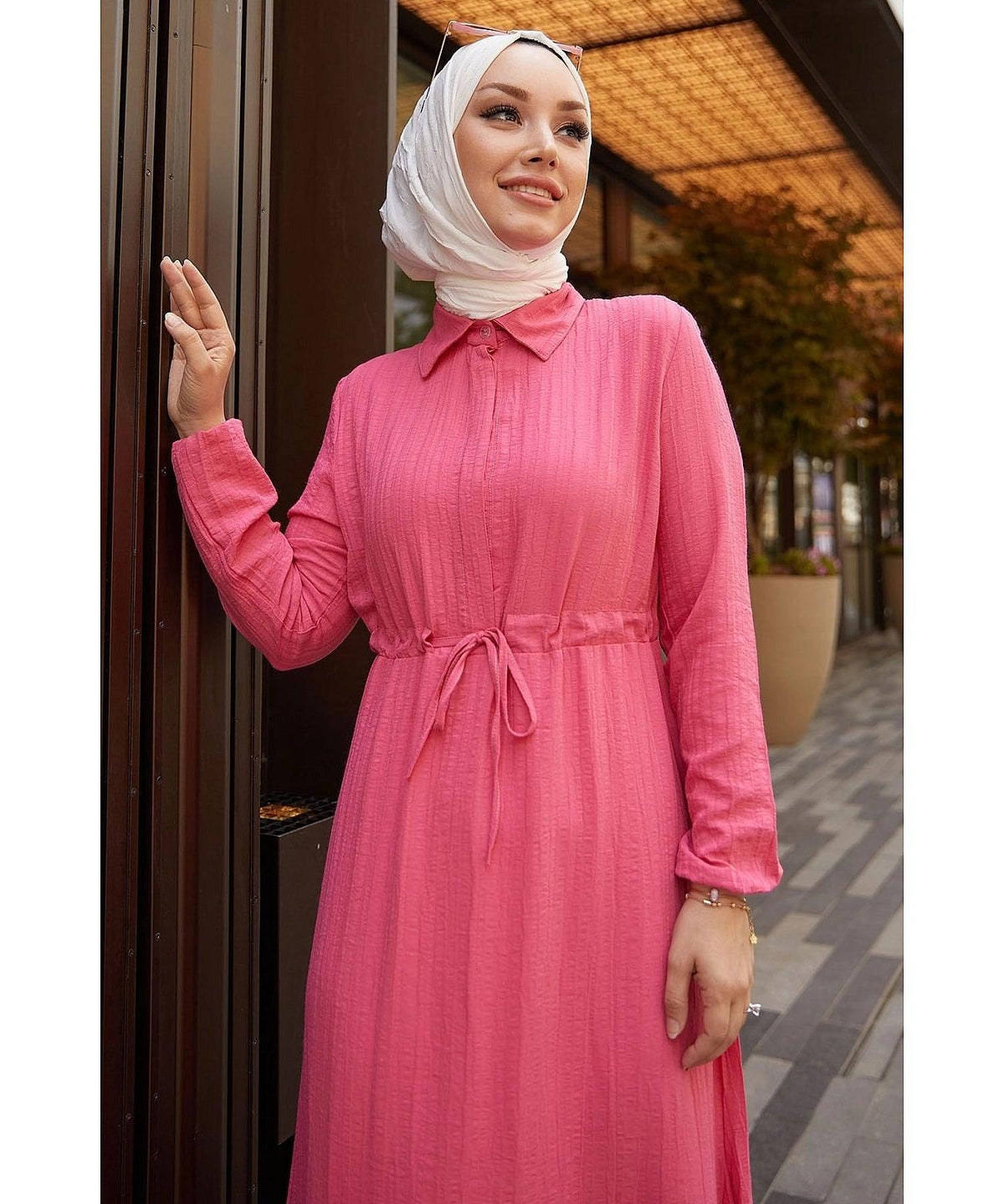 Modern Abaya Dress With Belt - Pink